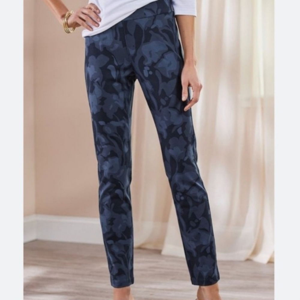Soft Surroundings Solana Blue Floral Straight Leg Stretch Pull On Pant NEW NWT